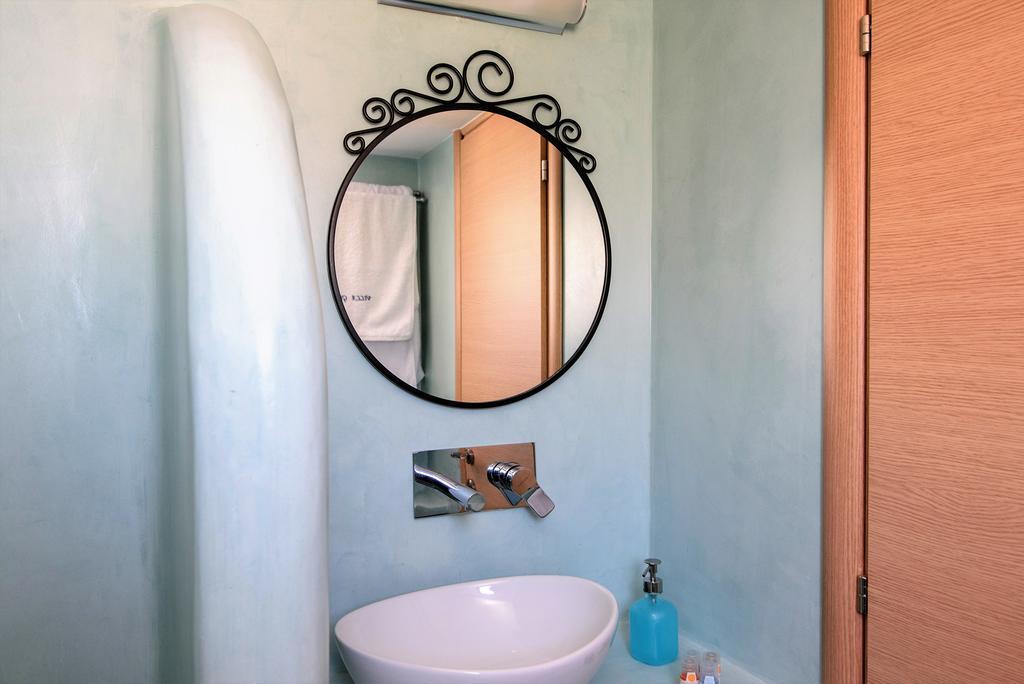 Villa George Santorini Perivolos  Quarto foto