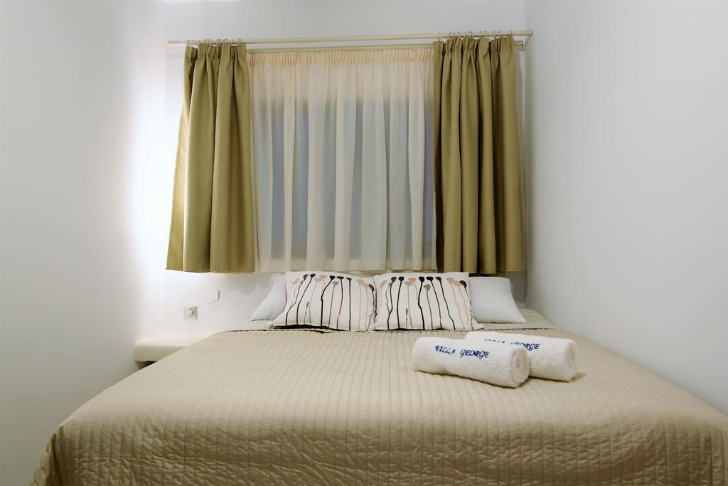 Villa George Santorini Perivolos  Quarto foto